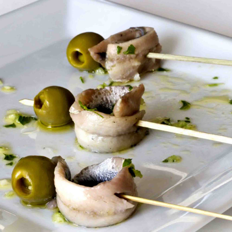 Boquerones, White Anchovies in Vinegar with olives pinchos