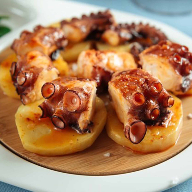 Steamed cooked Octopus tentacle, ±320g (FROZEN) - Price per KG